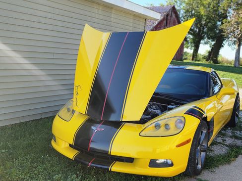 Used 2008 Chevrolet Corvette Coupe w/ Preferred Equipment Group image 10