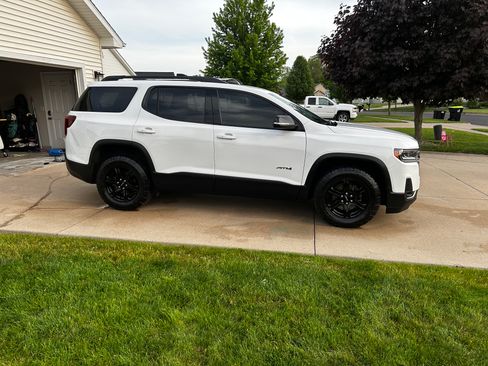 Used 2023 GMC Acadia AT4 w/ Trailering Package AWD/4WD image 2