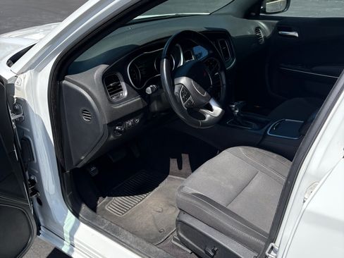 Used 2018 Dodge Charger SXT Plus RWD image 16