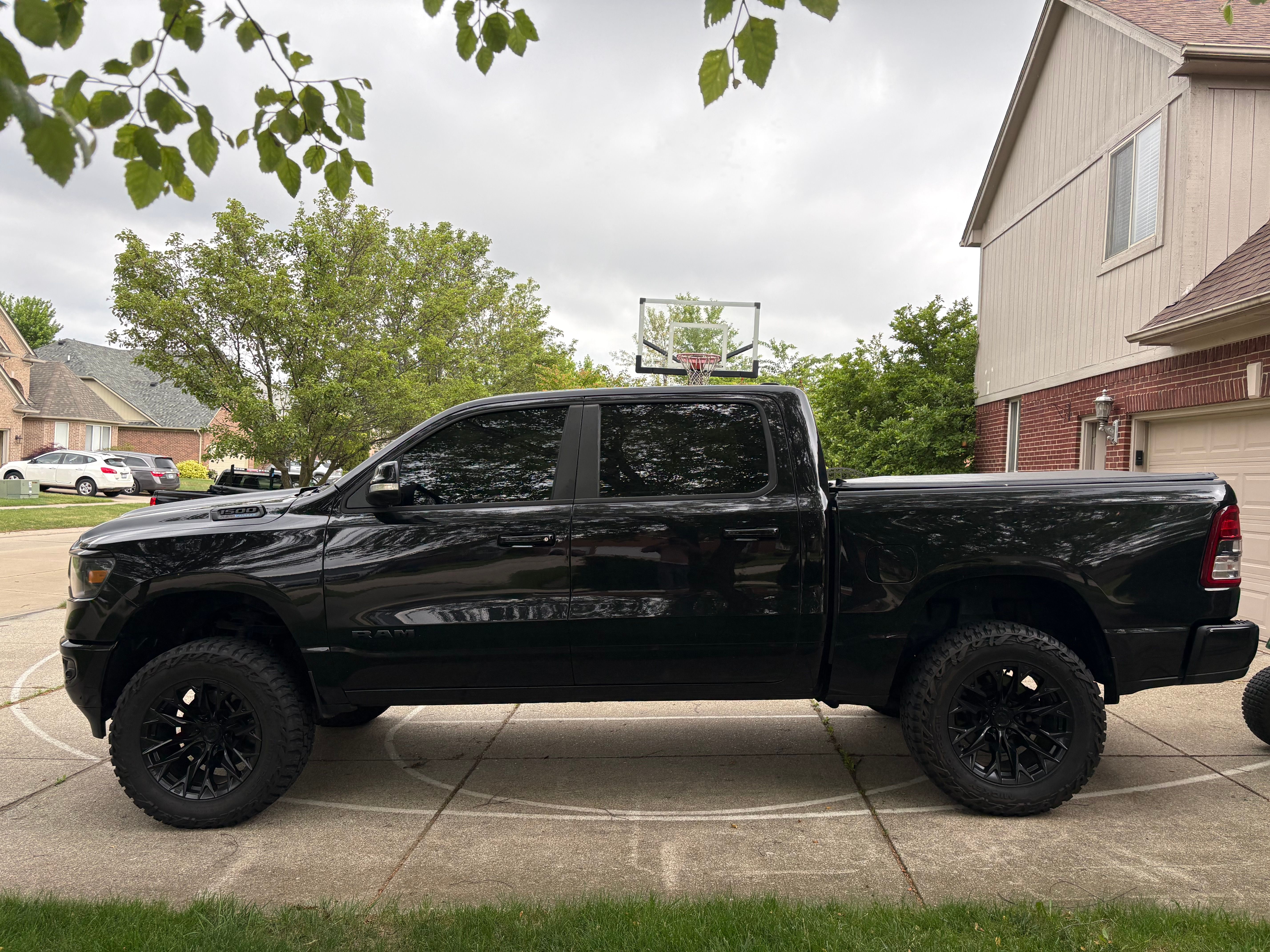 Used 2021 RAM 1500 Big Horn AWD/4WD image 5
