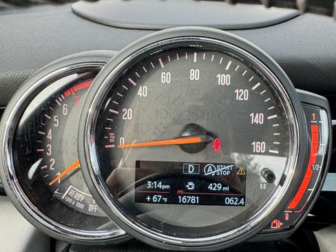 Used 2020 MINI Cooper S image 21