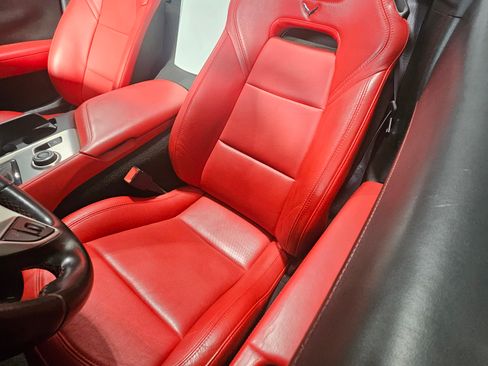 Used 2014 Chevrolet Corvette Stingray Convertible w/ 3LT Preferred Equipment Group image 8