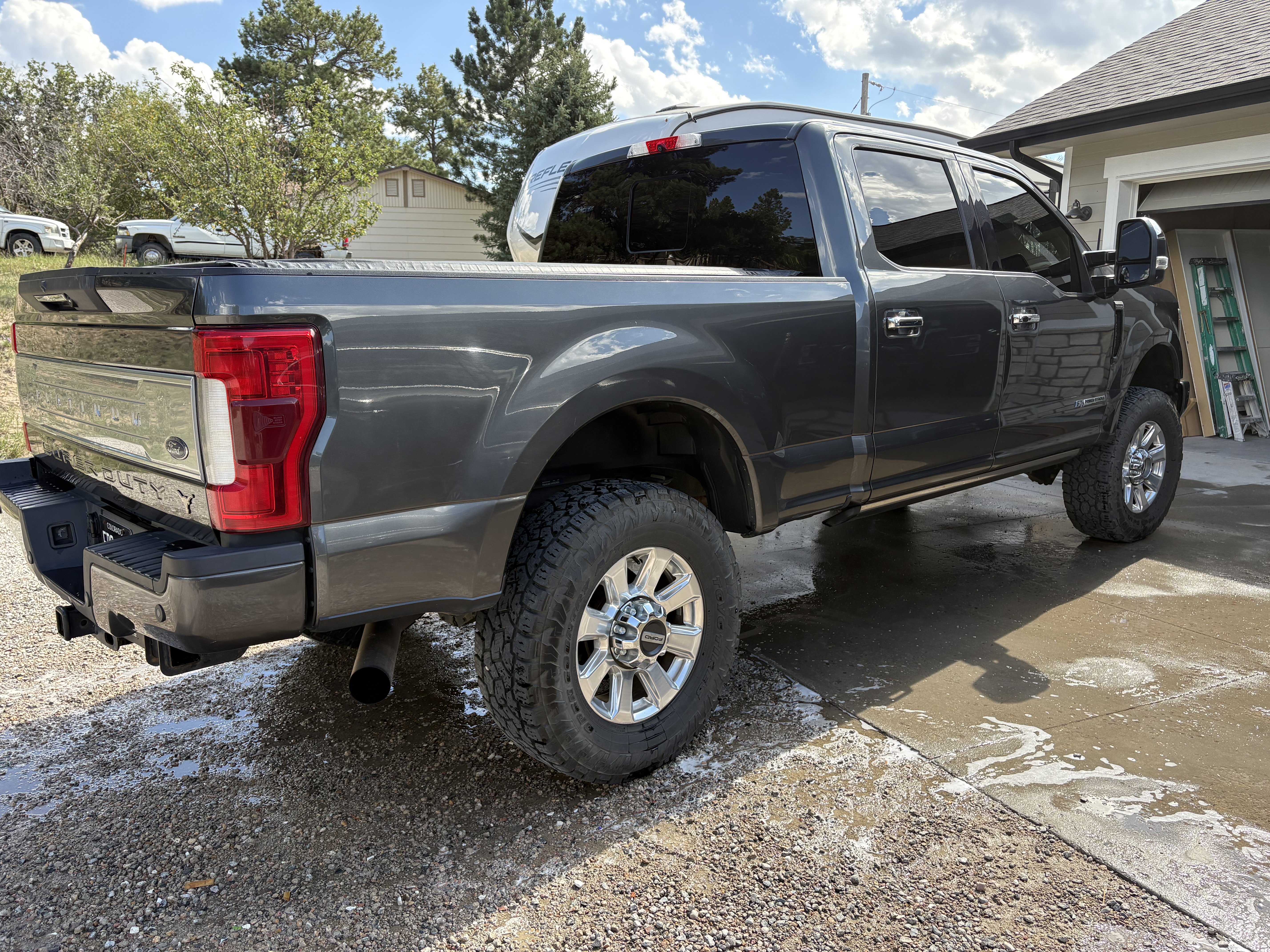 Used 2019 Ford F350 Platinum w/ Platinum Ultimate Package AWD/4WD image 2