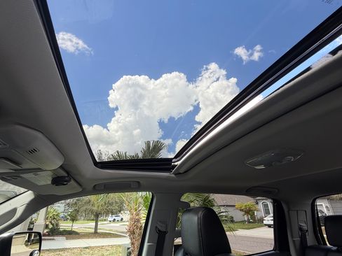 Used 2018 Toyota Tundra Limited image 18