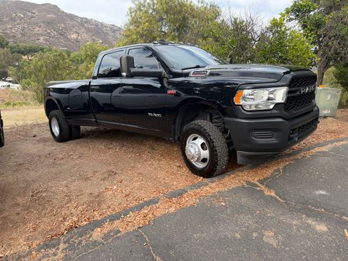 Used 2022 RAM 3500 Tradesman AWD/4WD image 6