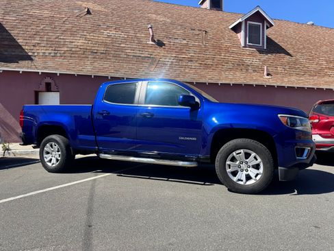 Used 2016 Chevrolet Colorado LT w/ LT Convenience Package image 2