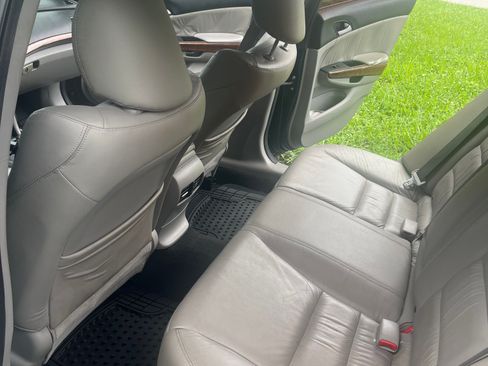 Used 2012 Honda Accord EX-L image 6