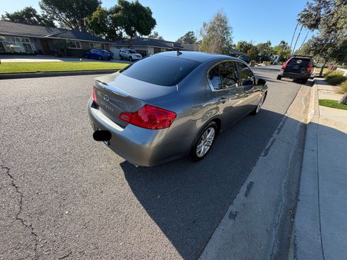 Used 2011 INFINITI G25 Journey w/ Moonroof Pkg image 6