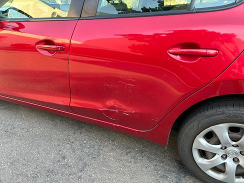 Used 2015 MAZDA MAZDA3 i Sport FWD image 8