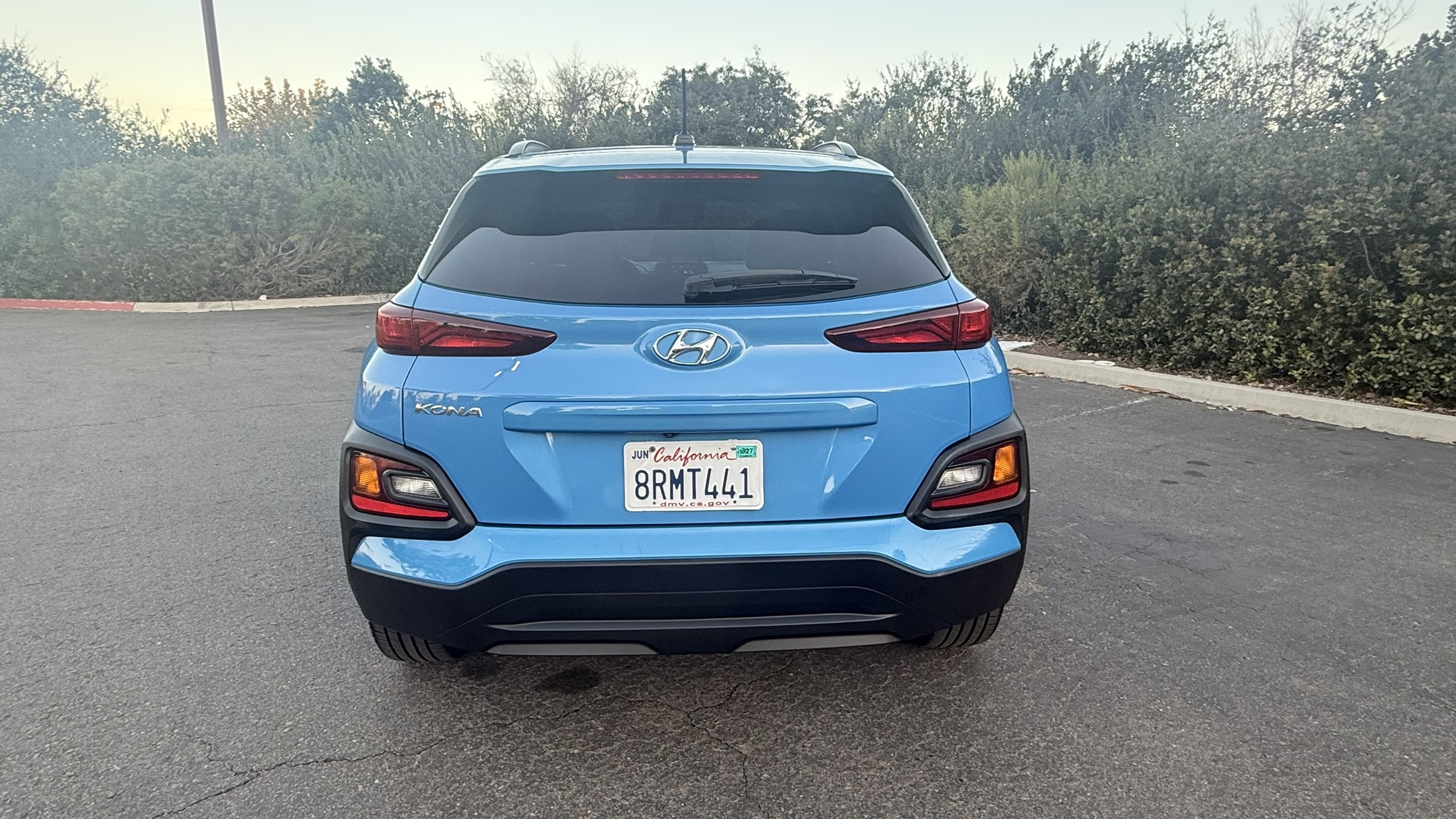 Used 2020 Hyundai Kona SEL FWD image 2