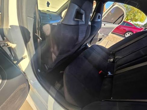 Used 2010 Mitsubishi Lancer Evolution GSR image 13