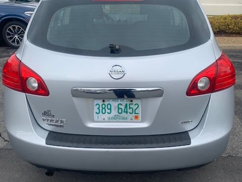 Used 2015 Nissan Rogue S image 5