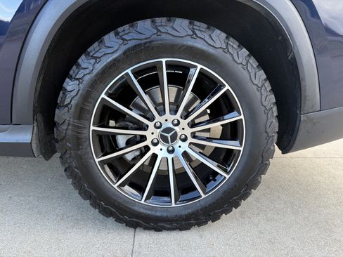 Used 2020 Mercedes-Benz GLS 450 4MATIC image 22