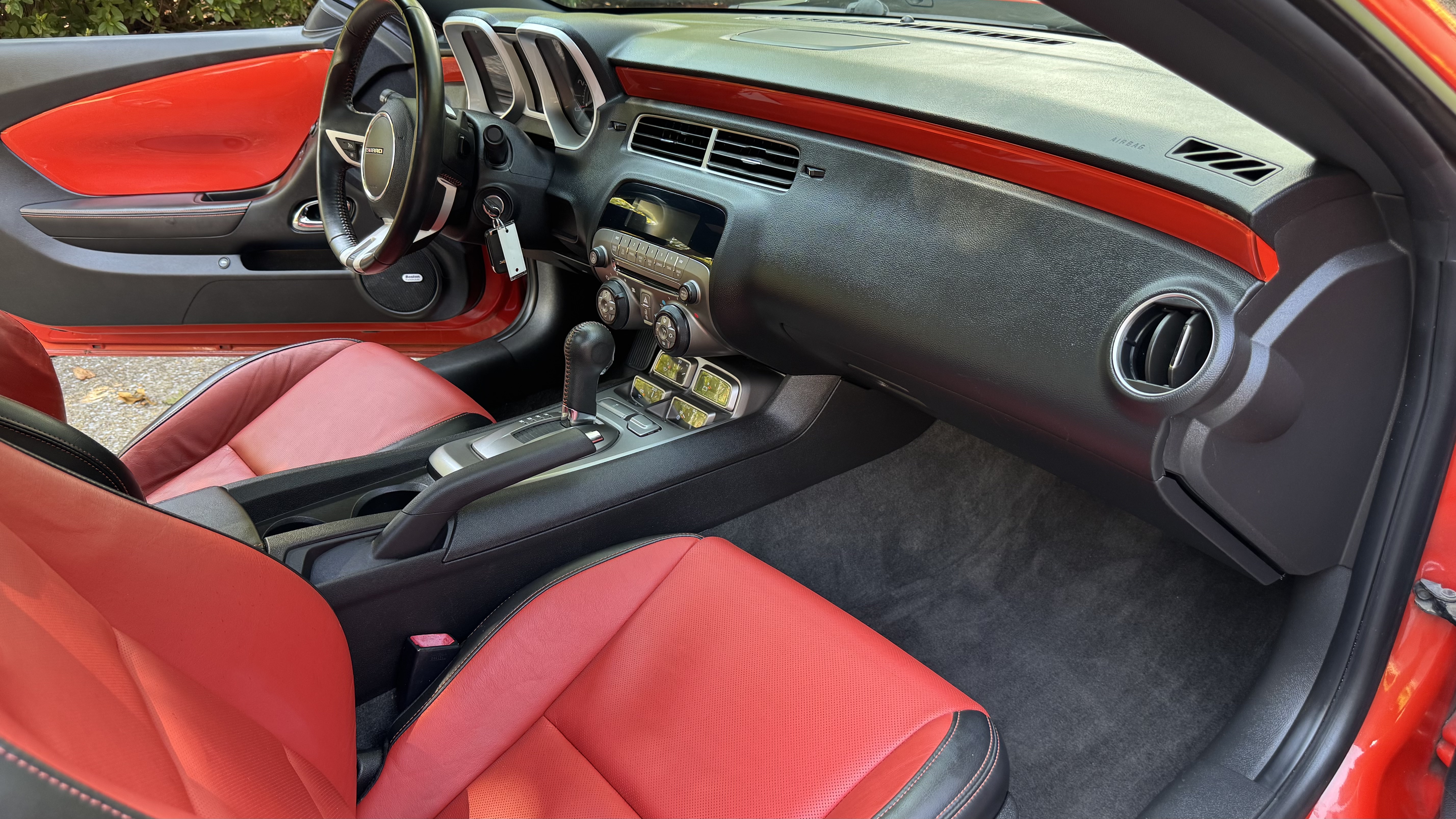 Used 2010 Chevrolet Camaro SS w/ RS Package RWD image 22