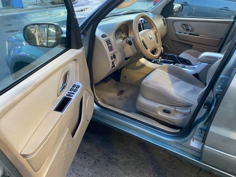 Used 2007 Mercury Mariner Luxury image 6