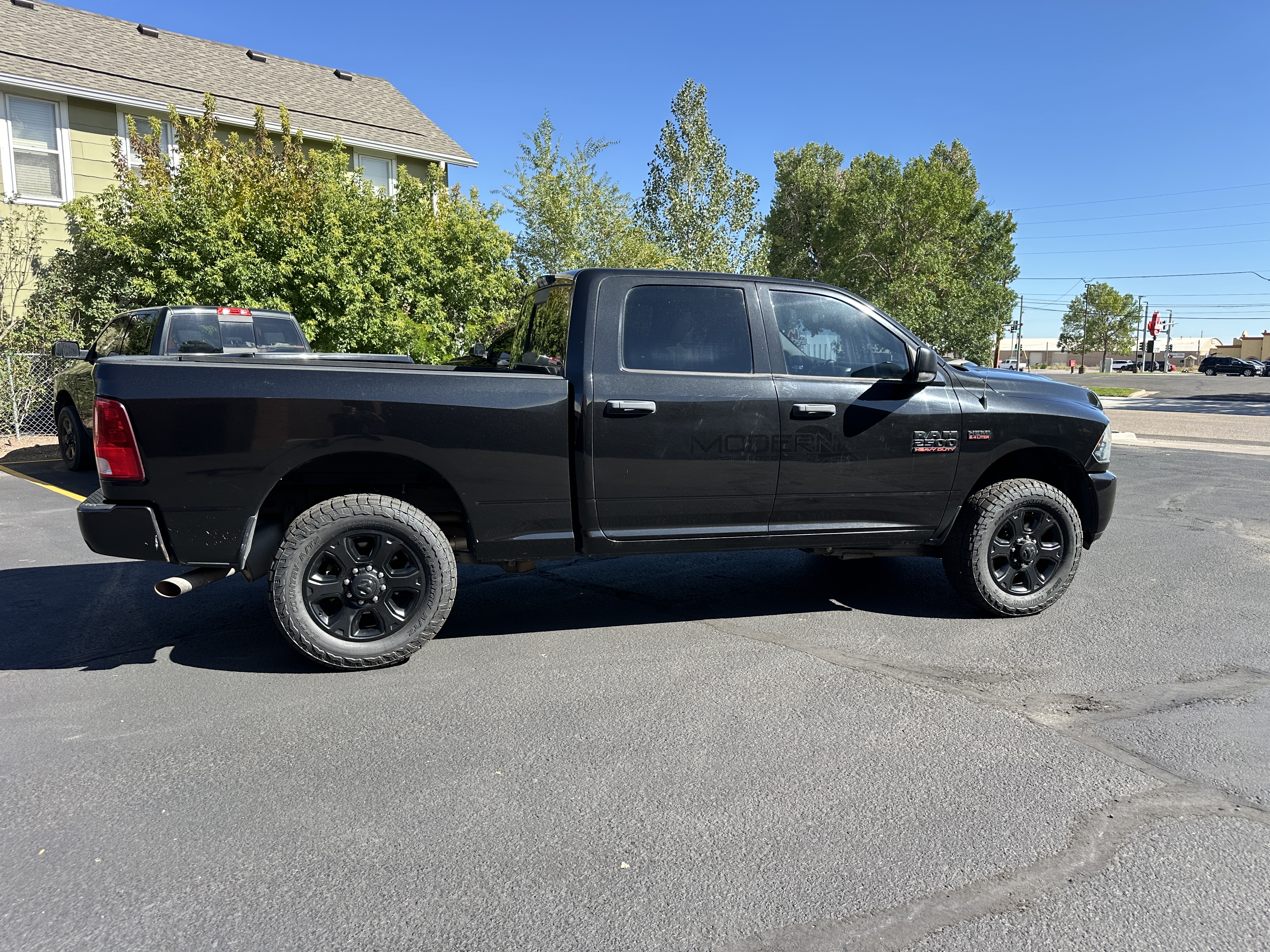 Used 2015 RAM 2500 Big Horn AWD/4WD image 1