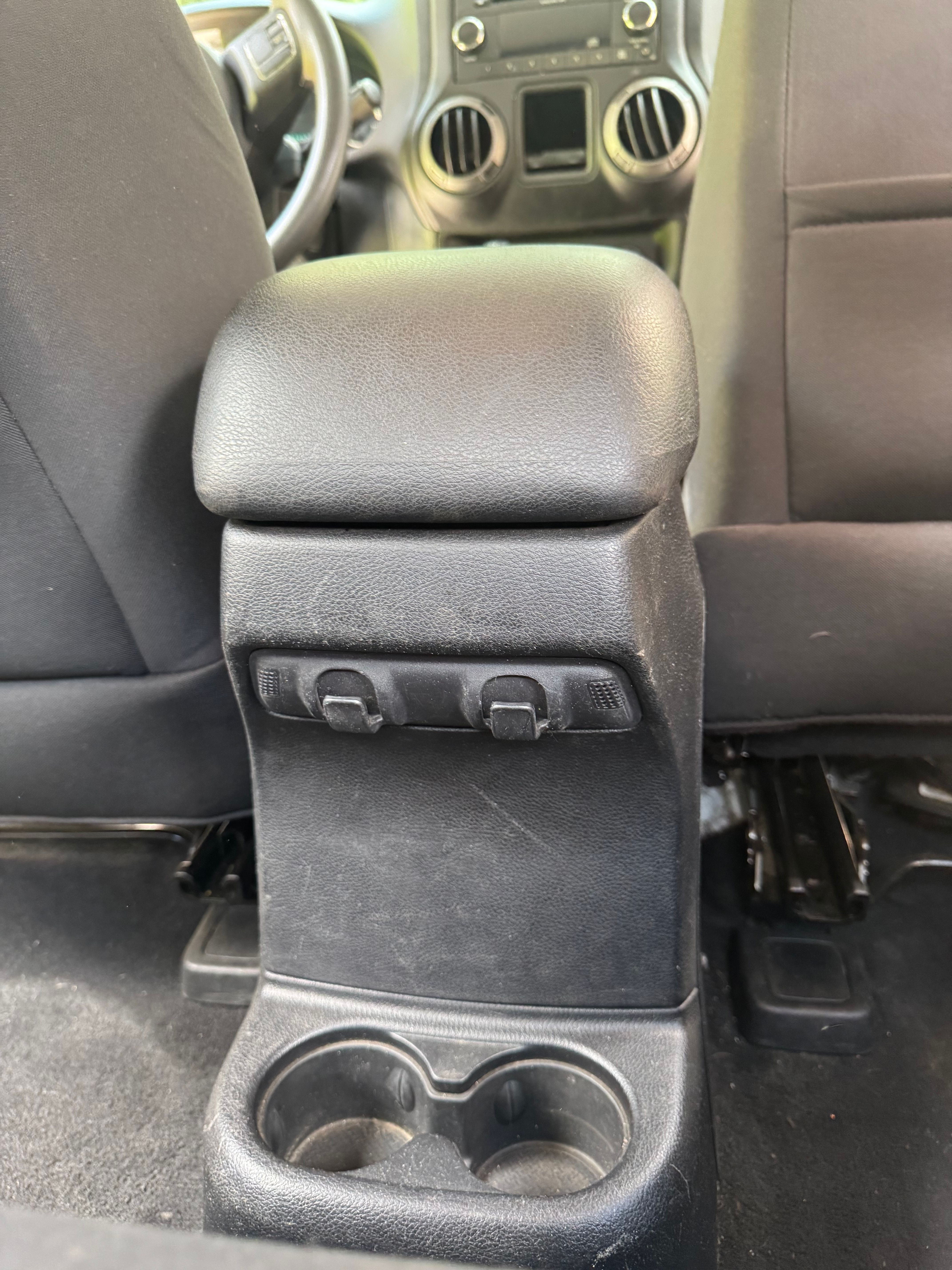 Used 2011 Jeep Wrangler Sport AWD/4WD image 16