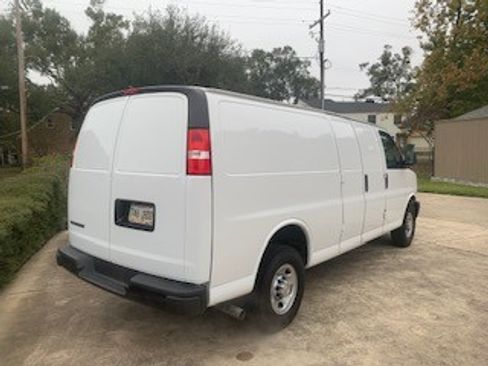 Used 2024 Chevrolet Express 2500 Extended w/ Driver Convenience Package image 13
