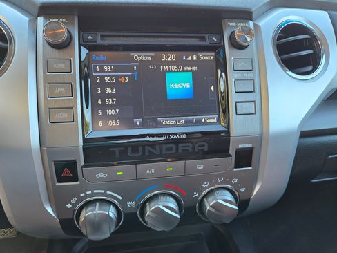 Used 2017 Toyota Tundra SR5 image 16