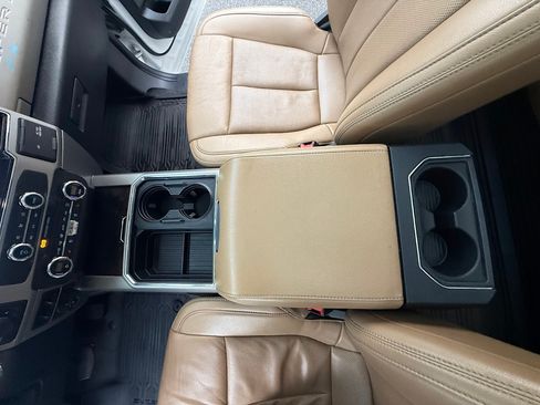 Used 2022 Ford F250 Lariat w/ Lariat Ultimate Package image 14