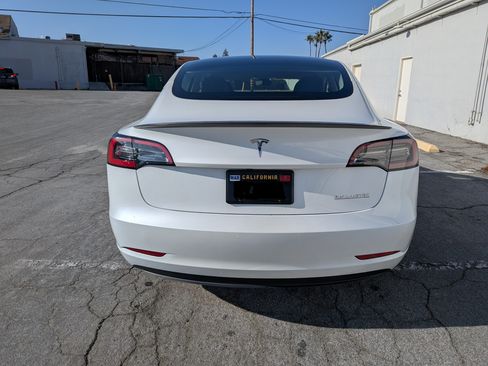 Used 2023 Tesla Model 3 Performance image 5