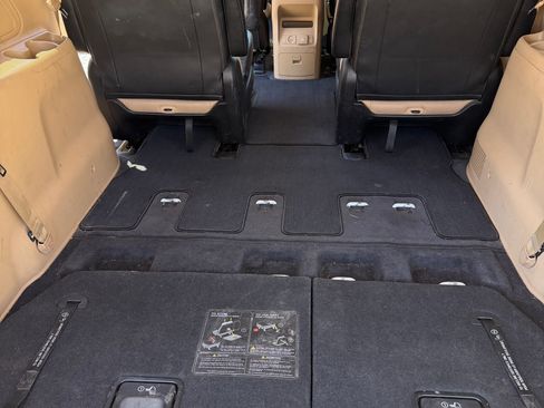Used 2018 Kia Sedona SX FWD image 14