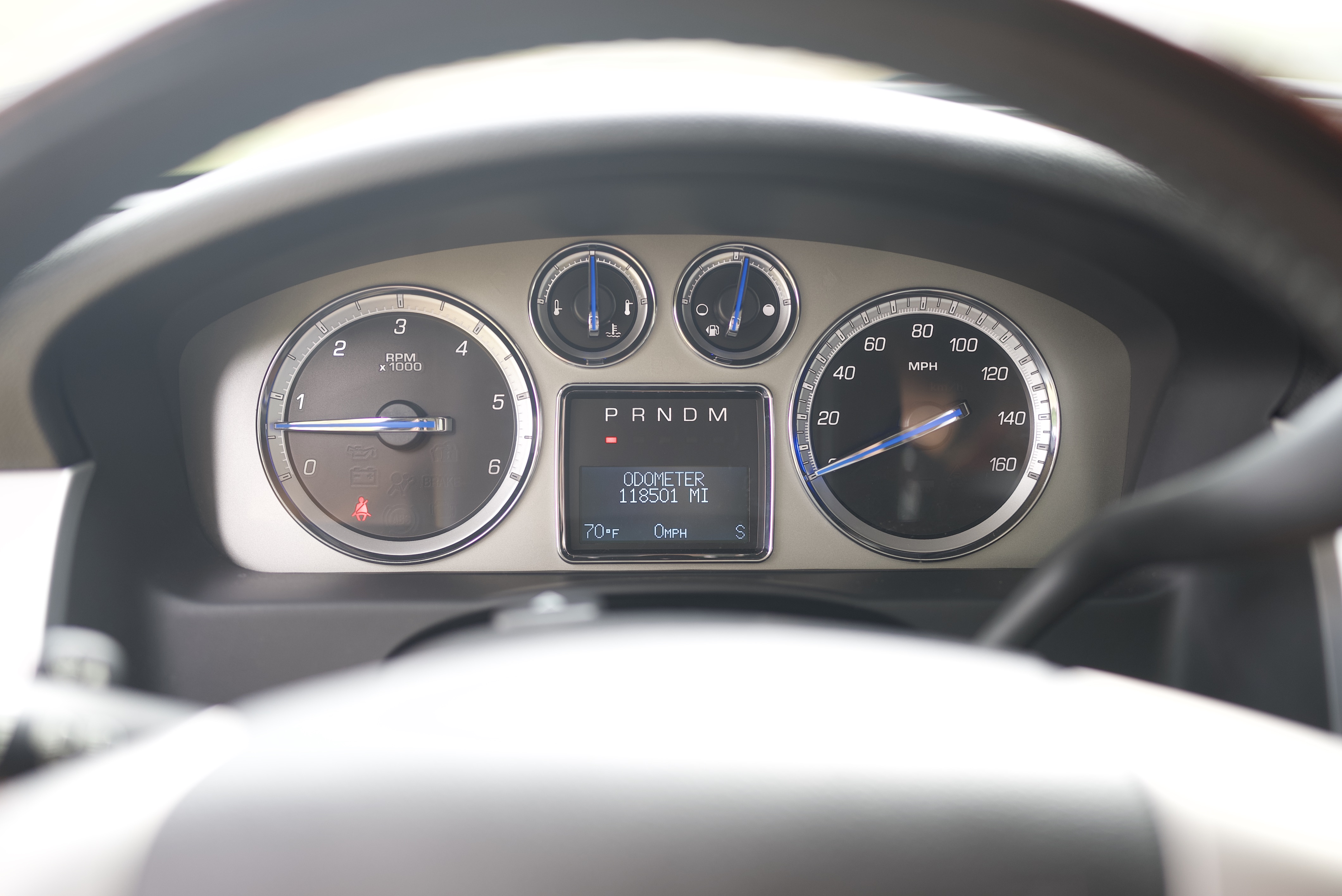 Used 2011 Cadillac Escalade Premium AWD/4WD image 10