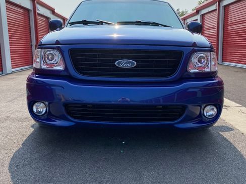 Used 2004 Ford F150 Lightning RWD image 5