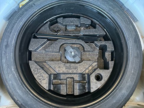 Used 2018 Chevrolet Traverse LT image 10