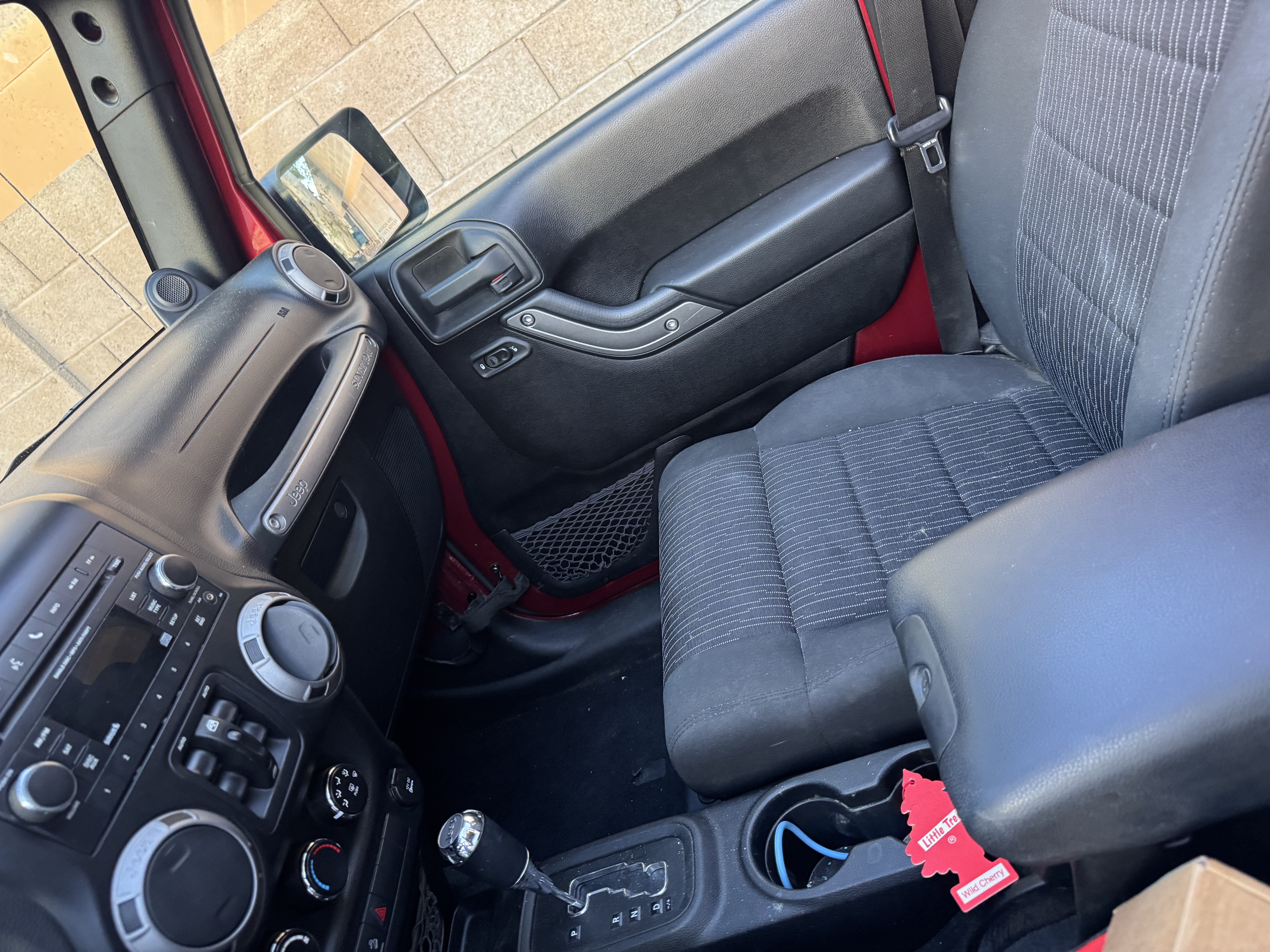 Used 2012 Jeep Wrangler Unlimited Sport w/ PWR Convenience Group AWD/4WD image 14
