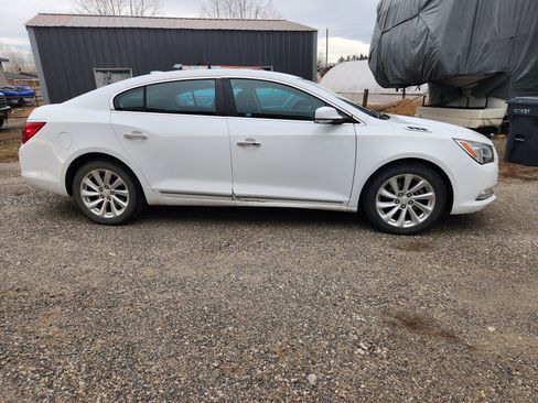 Used 2015 Buick LaCrosse Leather image 1