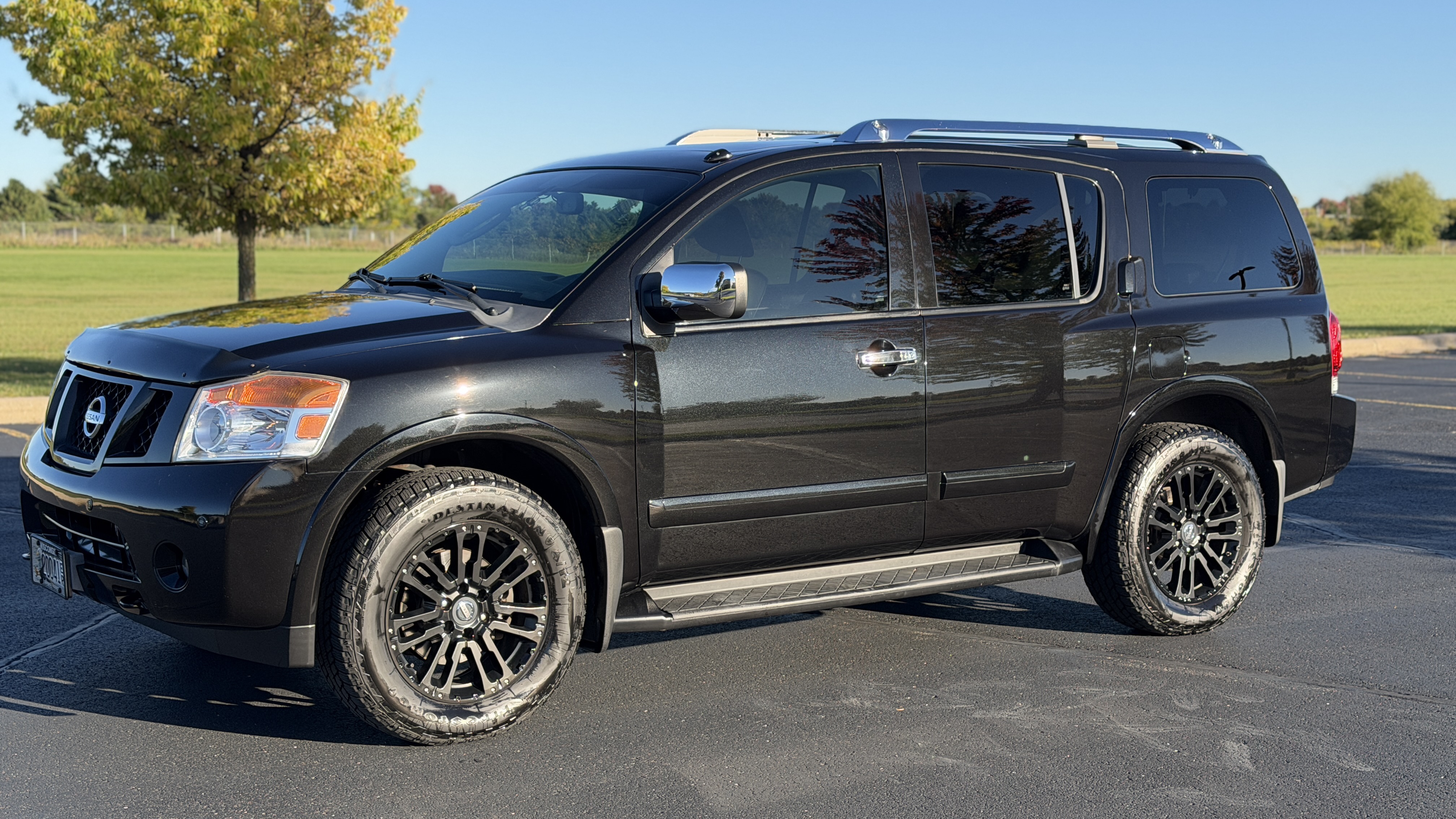 Used 2012 Nissan Armada Platinum AWD/4WD image 11
