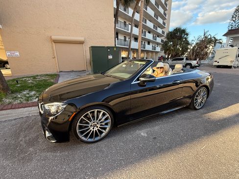Used 2021 Mercedes-Benz E 450 Cabriolet image 1