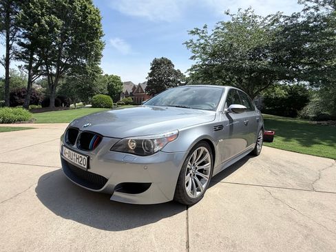 Used 2007 BMW M5 RWD image 4