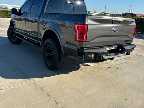 Used 2017 Ford F150 Lariat image 10