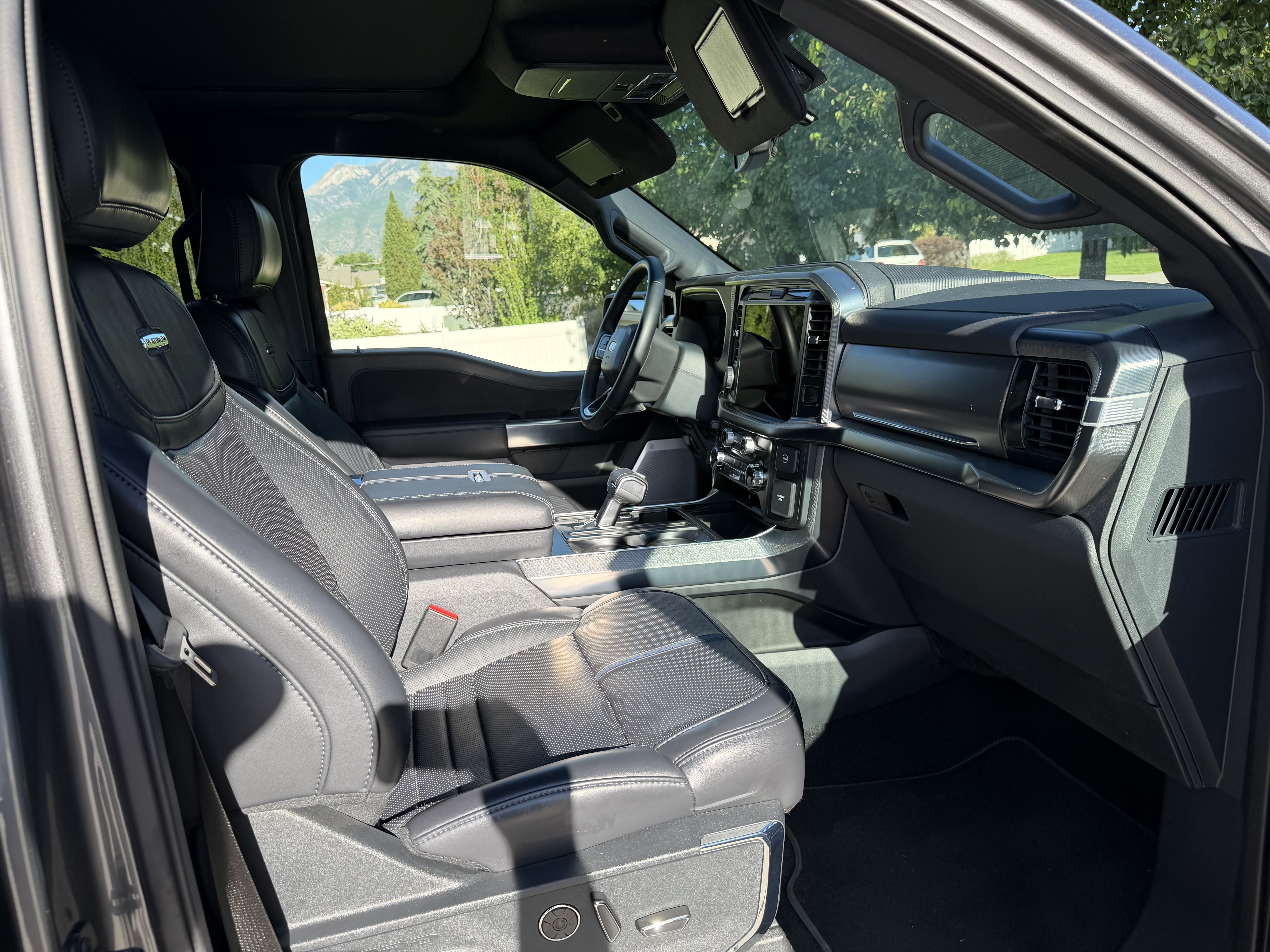 Used 2025 Ford F150 Platinum w/ Equipment Group 702A High AWD/4WD image 20