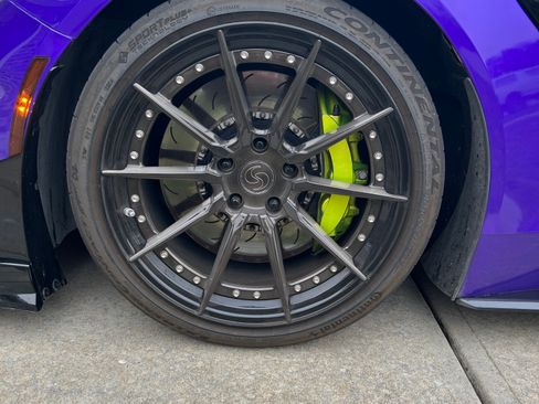 Used 2016 Chevrolet Corvette Z06 w/ 3LZ Preferred Equipment Group image 5