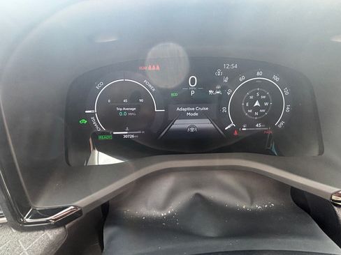 Used 2025 Toyota Camry XLE image 17