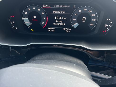 Used 2025 Audi Q3 2.0T Premium w/ Convenience Package image 19