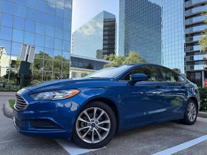Used 2017 Ford Fusion SE w/ Fusion SE Technology Package