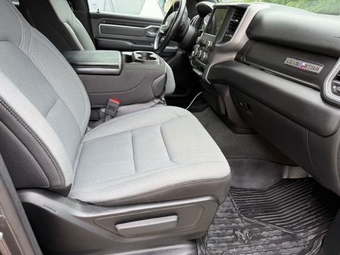 Used 2023 RAM 1500 Lone Star RWD image 9