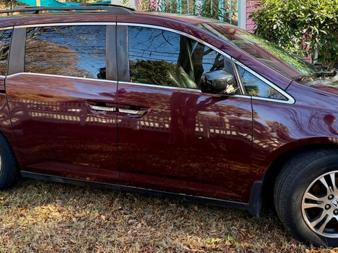 Used 2013 Honda Odyssey EX-L image 1