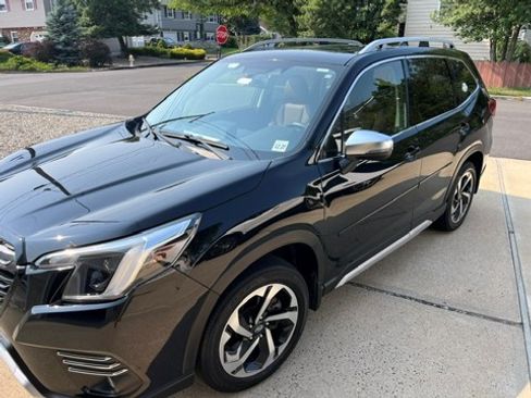Used 2022 Subaru Forester Touring w/ Popular Package #2 AWD/4WD image 2