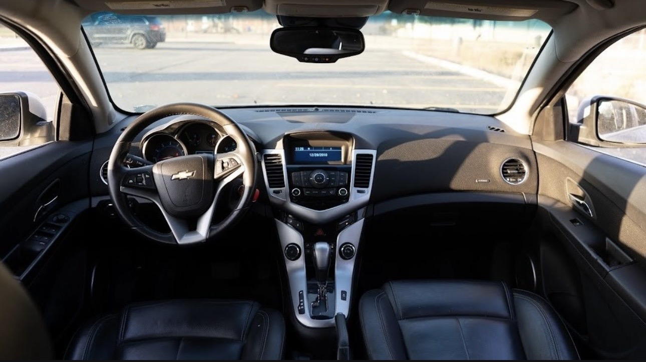 Used 2011 Chevrolet Cruze LT FWD image 13