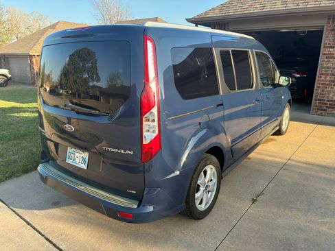 Used 2014 Ford Transit Connect Titanium image 4