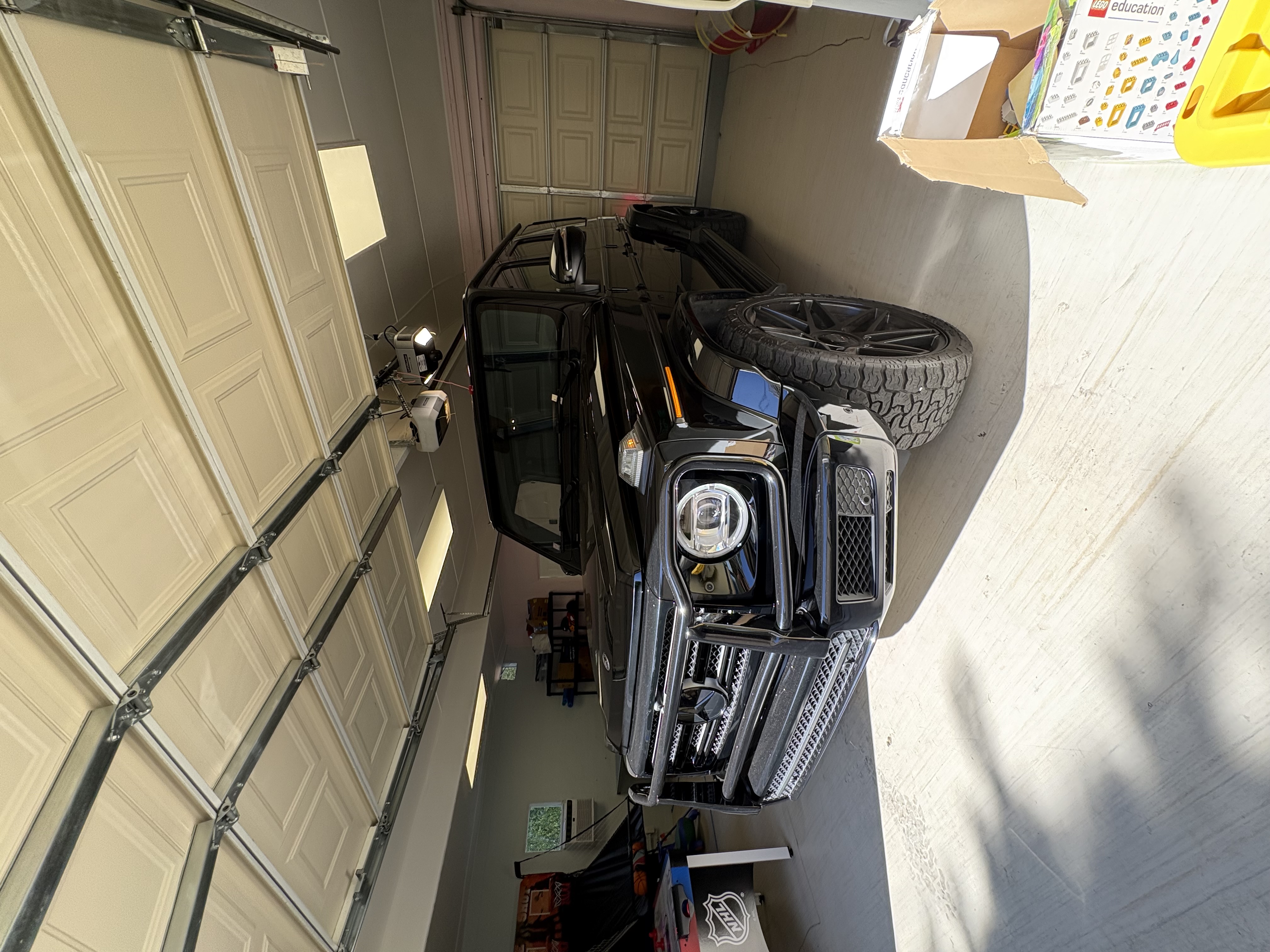 Used 2022 Mercedes-Benz G 550 image 4