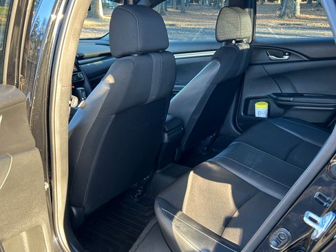 Used 2021 Honda Civic Sport image 13