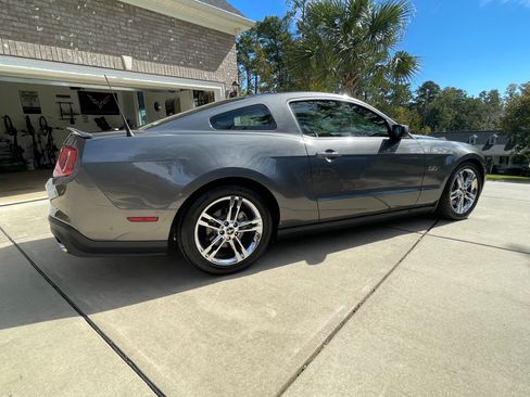 Used 2011 Ford Mustang GT Premium w/ Comfort Pkg image 16