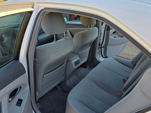 Used 2007 Toyota Camry LE image 5