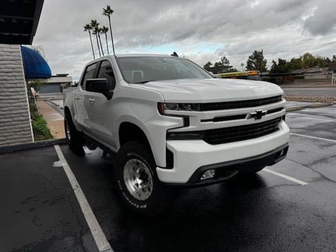 Used 2021 Chevrolet Silverado 1500 RST image 1